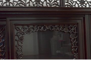 和製ビンテージ　未使用　展示品　黒檀(黒タン、コクタン、唐木)材　艶のある落ち着いた木の色味と重厚な佇まいが魅力的なサイドボード(収納棚、戸棚、飾り棚、サイドキャビネット、ヴィンテージ)(R-076644)