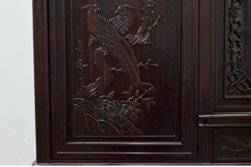 和製ビンテージ　未使用　展示品　黒檀(黒タン、コクタン、唐木)材　艶のある落ち着いた木の色味と重厚な佇まいが魅力的なサイドボード(収納棚、戸棚、飾り棚、サイドキャビネット、ヴィンテージ)(R-076644)
