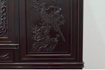 和製ビンテージ　未使用　展示品　黒檀(黒タン、コクタン、唐木)材　艶のある落ち着いた木の色味と重厚な佇まいが魅力的なサイドボード(収納棚、戸棚、飾り棚、サイドキャビネット、ヴィンテージ)(R-076644)