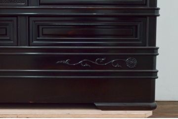 和製ビンテージ　未使用　展示品　黒檀(黒タン、コクタン、唐木)材　艶のある落ち着いた木の色味と重厚な佇まいが魅力的なサイドボード(収納棚、戸棚、飾り棚、サイドキャビネット、ヴィンテージ)(R-076644)