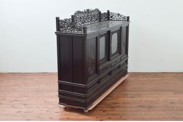 和製ビンテージ　未使用　展示品　黒檀(黒タン、コクタン、唐木)材　艶のある落ち着いた木の色味と重厚な佇まいが魅力的なサイドボード(収納棚、戸棚、飾り棚、サイドキャビネット、ヴィンテージ)(R-076644)