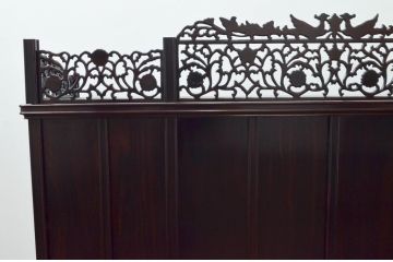 和製ビンテージ　未使用　展示品　黒檀(黒タン、コクタン、唐木)材　艶のある落ち着いた木の色味と重厚な佇まいが魅力的なサイドボード(収納棚、戸棚、飾り棚、サイドキャビネット、ヴィンテージ)(R-076644)
