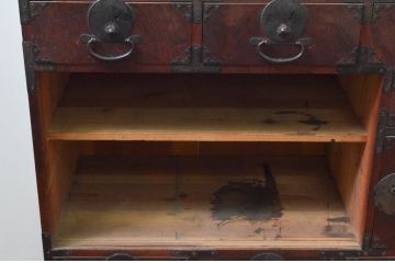 和製アンティーク　前面欅(ケヤキ)材　上杢　時代の流れを感じる佇まいが趣深い会津帳場箪笥(時代箪笥、和タンス、収納たんす、整理箪笥、引き出し)(R-076646)