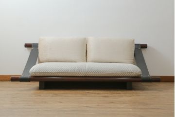 中古　大塚家具購入　モリシゲ(MORISHIGE/森繁)　ユニークなデザインが空間のアクセントになる2人掛けソファ(二人掛け、2P)(R-076655)