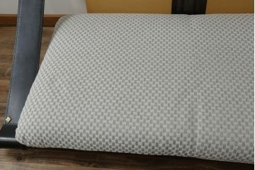 中古　大塚家具購入　モリシゲ(MORISHIGE/森繁)　ユニークなデザインが空間のアクセントになる2人掛けソファ(二人掛け、2P)(R-076655)