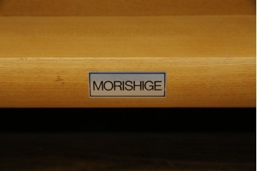 中古　大塚家具購入　モリシゲ(MORISHIGE/森繁)　ユニークなデザインが空間のアクセントになる2人掛けソファ　(R-076655)