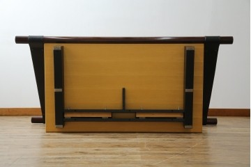 中古　大塚家具購入　モリシゲ(MORISHIGE/森繁)　ユニークなデザインが空間のアクセントになる2人掛けソファ　(R-076655)