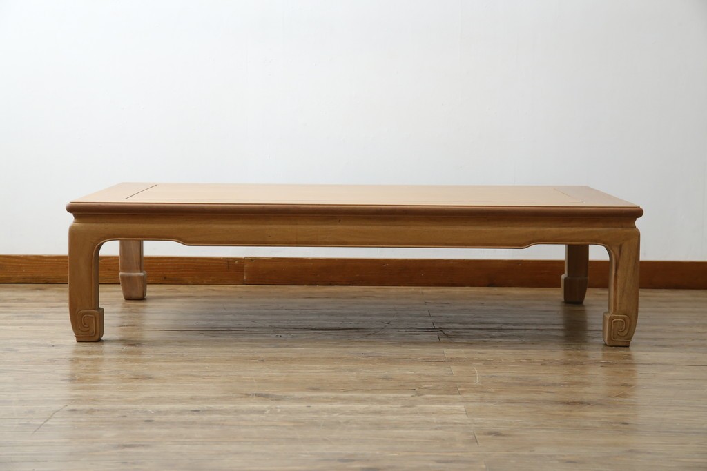 中古　伝統工芸品　大阪唐木指物　中澤唐木　尾崎作　花梨(カリン)材　和モダンな空間づくりにおすすめの座卓　(R-076657)