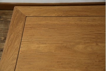 中古　伝統工芸品　大阪唐木指物　中澤唐木　尾崎作　花梨(カリン)材　和モダンな空間づくりにおすすめの座卓　(R-076657)