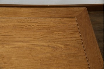 中古　伝統工芸品　大阪唐木指物　中澤唐木　尾崎作　花梨(カリン)材　和モダンな空間づくりにおすすめの座卓　(R-076657)