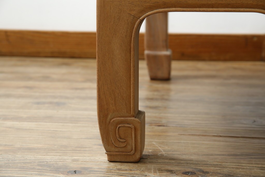 中古　伝統工芸品　大阪唐木指物　中澤唐木　尾崎作　花梨(カリン)材　和モダンな空間づくりにおすすめの座卓　(R-076657)