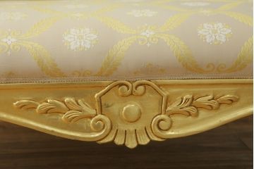 中古　美品　イタリア高級家具　SILIK(シリック)　ロココ調　優雅でロマンチックな雰囲気溢れるシェーズロング(カウチソファ、2人掛けソファ、2P、長椅子、二人掛け)(定価約190万円)(R-076658)