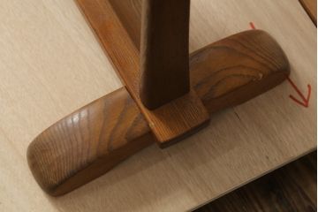 中古　美品　タモ材　落ち着きのある佇まいが魅力的な姿見(スタンドミラー、鏡)(R-076661)
