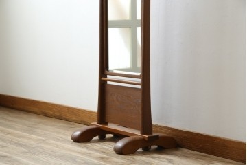 中古　美品　タモ材　落ち着きのある佇まいが魅力的な姿見　(R-076661)