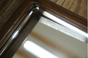 中古　美品　タモ材　落ち着きのある佇まいが魅力的な姿見　(R-076661)