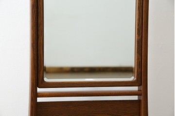 中古　美品　タモ材　落ち着きのある佇まいが魅力的な姿見　(R-076661)