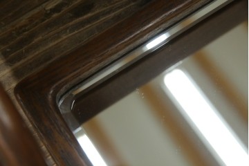 中古　美品　タモ材　落ち着きのある佇まいが魅力的な姿見　(R-076661)