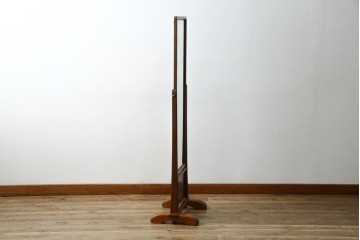 中古　美品　タモ材　落ち着きのある佇まいが魅力的な姿見　(R-076661)