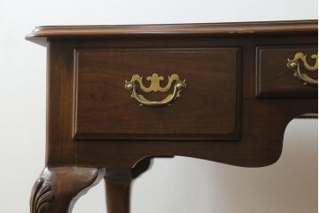 中古　美品　DREXEL HERITAGE(ドレクセルヘリテイジ)　クラシカルな雰囲気漂う猫脚デスク(机、ワークデスク、コンソールテーブル、在宅用、在宅ワーク用)(R-076668)