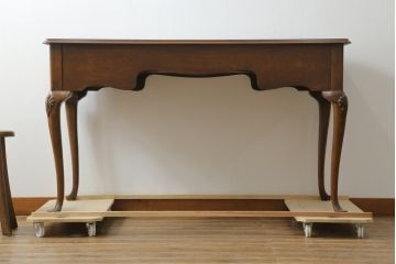 中古　美品　DREXEL HERITAGE(ドレクセルヘリテイジ)　クラシカルな雰囲気漂う猫脚デスク(机、ワークデスク、コンソールテーブル、在宅用、在宅ワーク用)(R-076668)
