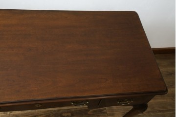 中古　美品　DREXEL HERITAGE(ドレクセルヘリテイジ)　クラシカルな雰囲気漂う猫脚デスク　(R-076668)