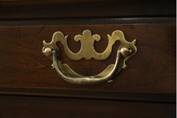 中古　美品　DREXEL HERITAGE(ドレクセルヘリテイジ)　クラシカルな雰囲気漂う猫脚デスク　(R-076668)