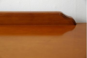 中古　美品　横浜クラシック家具　ダニエル(Daniel)　Etranger(エトランジェ)　E-111　温かみのある色合いと品のある佇まいが魅力の横長チェスト(サイドボード、引き出し)(定価約80万円)(R-076674)
