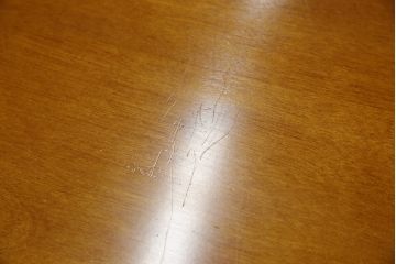 中古　美品　横浜クラシック家具　ダニエル(Daniel)　Etranger(エトランジェ)　E-111　温かみのある色合いと品のある佇まいが魅力の横長チェスト(サイドボード、引き出し)(定価約80万円)(R-076674)