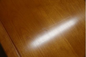 中古　美品　横浜クラシック家具　ダニエル(Daniel)　Etranger(エトランジェ)　E-111　温かみのある色合いと品のある佇まいが魅力の横長チェスト(サイドボード、引き出し)(定価約80万円)(R-076674)