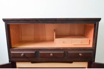 中古　北海道民芸家具　和洋どちらのお部屋にも馴染みやすいタンス(衣装箪笥、収納箪笥、着物箪笥、和タンス、引き出し)(R-076686)