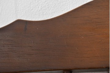 和製ヴィンテージ　飛騨産業　キツツキマーク　カントリースタイルの空間作りにおすすめのダイニングチェア4脚セット　(R-076689)