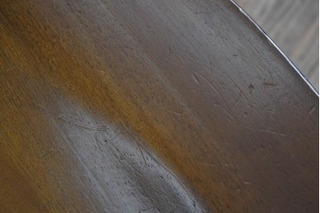 和製ヴィンテージ　飛騨産業　キツツキマーク　カントリースタイルの空間作りにおすすめのダイニングチェア4脚セット　(R-076689)