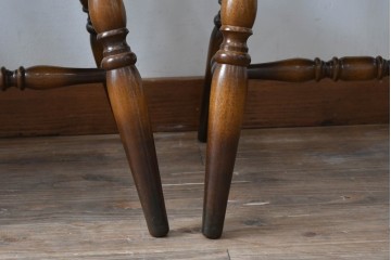 和製ヴィンテージ　飛騨産業　キツツキマーク　カントリースタイルの空間作りにおすすめのダイニングチェア4脚セット　(R-076689)