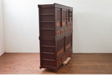 和製アンティーク　美品!!　木目も美しい丸桟引き戸の六尺近江水屋箪笥(収納棚、戸棚、食器棚、キャビネット)(R-076700)