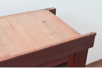 和製アンティーク　美品!!　木目も美しい丸桟引き戸の近江水屋箪笥サイドボード(収納棚、戸棚、食器棚、サイドキャビネット)(R-076701)