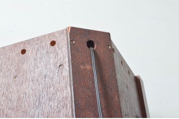 アメリカビンテージ　美品　DREXEL HERITAGE(ドレクセルヘリテイジ)　杢目の美しい上品でシンプルなコーナーキャビネット(飾り棚、収納棚、戸棚、ヴィンテージ)(R-076712)