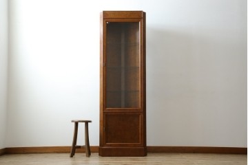 アメリカビンテージ　美品　DREXEL HERITAGE(ドレクセルヘリテイジ)　杢目の美しい上品でシンプルなコーナーキャビネット(飾り棚、収納棚、戸棚、ヴィンテージ)(R-076712)