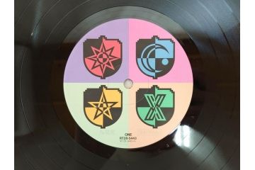 見本品(非売品)　COMPLEX　コンプレックス　布袋寅泰　吉川晃司　恋を止めないで　BE MY BABY　レコード(LP、12インチ、RT28-5443)(R-076720)