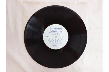 1960年代　中国唱片　黄河大合唱　東海女民兵　節日的舞曲など　レコード11枚セット(中国音楽)(R-076722)
