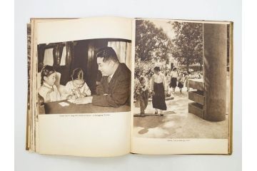 稀少　DEMOCRATIC PEOPLE'S REPUBLIC OF KOREA　1958　北朝鮮　歴史写真集(英字、英語、朝鮮民主主義人民共和国、写真帳、古本)(R-076724)