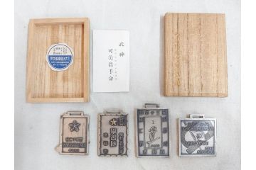 戦前　学習院　純銀 SILVER950もある 銀製5点 総重量約99.85g　メダルなどまとめて82個セット(宮本商行、バッジ、記念、スポーツ、野球、ラグビー、柔道、剣道、弓道、テニス、ホッケー、競技、運動会、箱付き)(R-076727)
