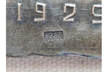 戦前　学習院　純銀 SILVER950もある 銀製5点 総重量約99.85g　メダルなどまとめて82個セット(宮本商行、バッジ、記念、スポーツ、野球、ラグビー、柔道、剣道、弓道、テニス、ホッケー、競技、運動会、箱付き)(R-076727)