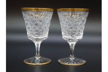 須田秀石　江戸切子　金彩　龍目文　繊細なカットが美しく上品な雰囲気の葡萄酒杯揃(グラス2客、酒器、ガラス、硝子、共箱付き)(R-076728)