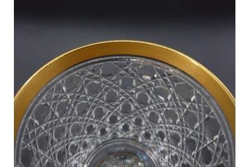 須田秀石　江戸切子　金彩　龍目文　繊細なカットが美しく上品な雰囲気の葡萄酒杯揃(グラス2客、酒器、ガラス、硝子、共箱付き)(R-076728)