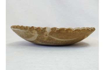 人間国宝　田村耕一　約28cm　9.3寸　深みのある色合いと繊細な絵付けが目を惹くいげ皿(イゲ縁、変形皿、大皿、和皿、和食器、九寸三分)(R-076729)