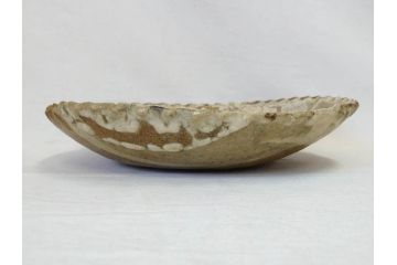 人間国宝　田村耕一　約28cm　9.3寸　深みのある色合いと繊細な絵付けが目を惹くいげ皿(イゲ縁、変形皿、大皿、和皿、和食器、九寸三分)(R-076729)