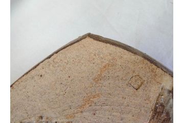 人間国宝　田村耕一　約28cm　9寸　個性的なデザインが存在感を放つ角皿(大皿、和皿、和食器、共箱付き、九寸)(R-076731)