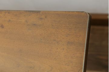 中古　スペイン製　ロートアイアンの飾りブレス付きローテーブル(センターテーブル、リビングテーブル)(R-076735)