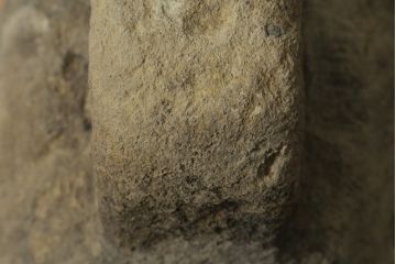 和製アンティーク　当時の暮らしに思いを馳せる味わい深い馬繋石(うまつなぎいし、馬つなぎ石、重し石、重石、駒繋石)(R-076736)