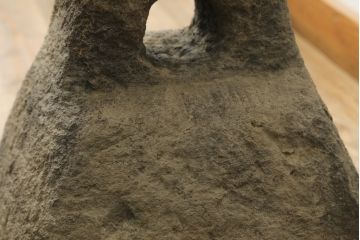 和製アンティーク　当時の暮らしに思いを馳せる味わい深い馬繋石(うまつなぎいし、馬つなぎ石、重し石、重石、駒繋石)(R-076736)